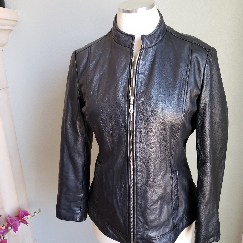 Leather jacket - Picture 1 of 8
